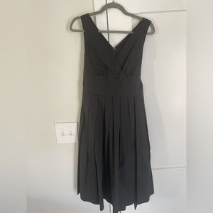 Brooks Brothers Black V Neck Pleated Midi Dress size 6- like new!!